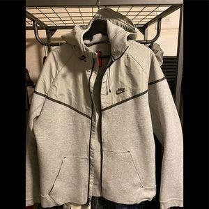 Nike tech fleece windrunner